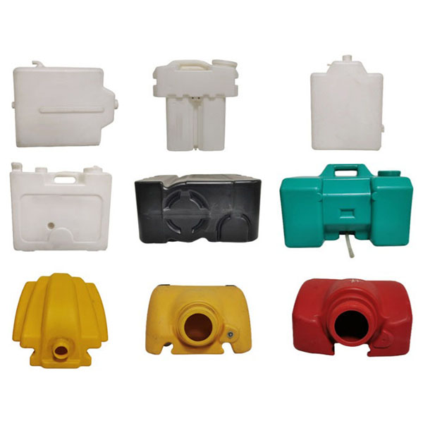 מיכל מים מובחר המיוצר בתהליך ניפוח מיכל מים מובחר המיוצר בתהליך ניפוח