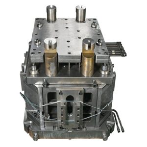 תבנית יציקה בלחץ נמוך לגלגל